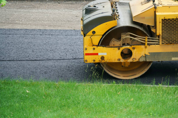 Why Choose Us For All Your Driveway Paving Needs in Salineville, OH?